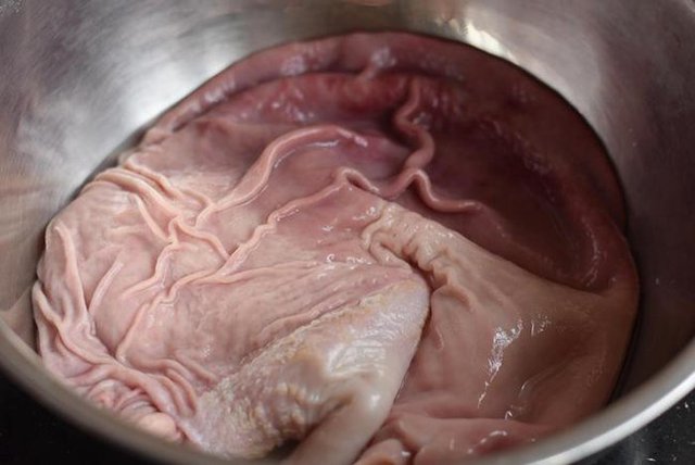 Bộ phận “độc nhất vô nhị” của con lợn có thể điều trị nhiều bệnh, muốn mua phải ra chợ sớm
