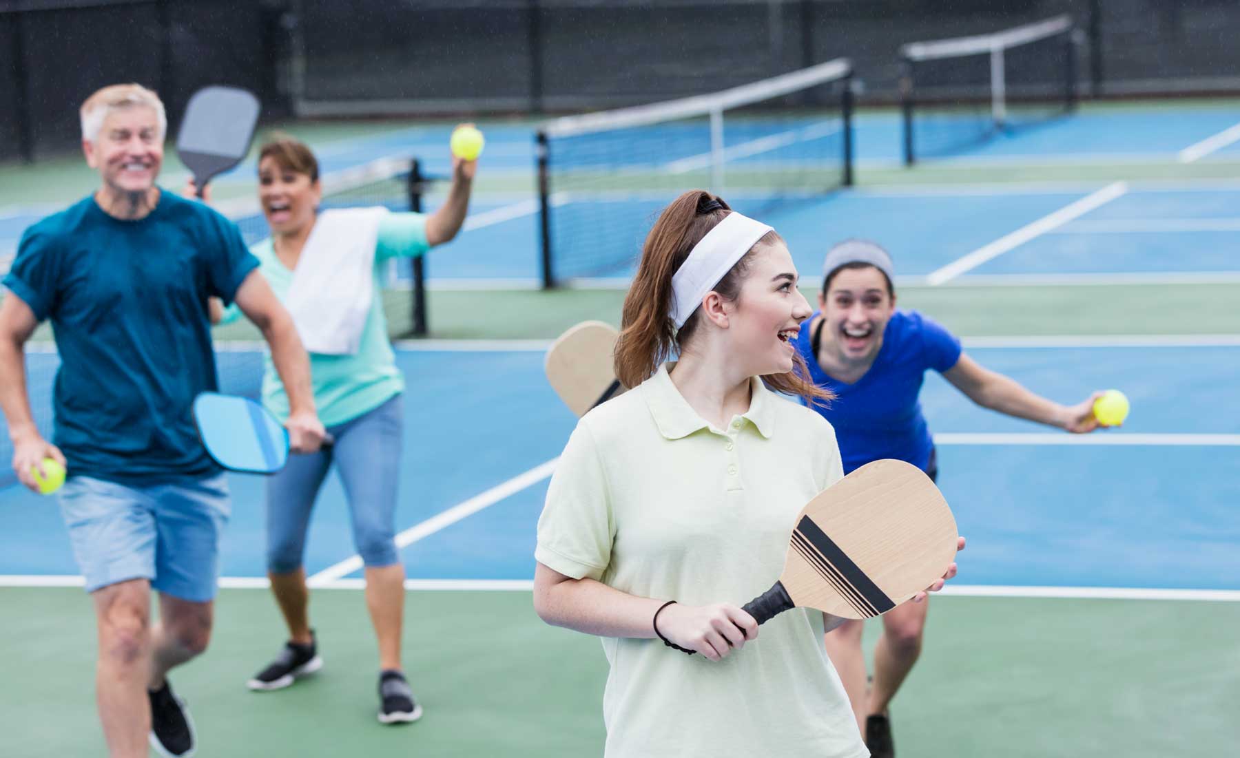 Chơi Pickleball - Môn thể thao đẳng cấp và thời thượng